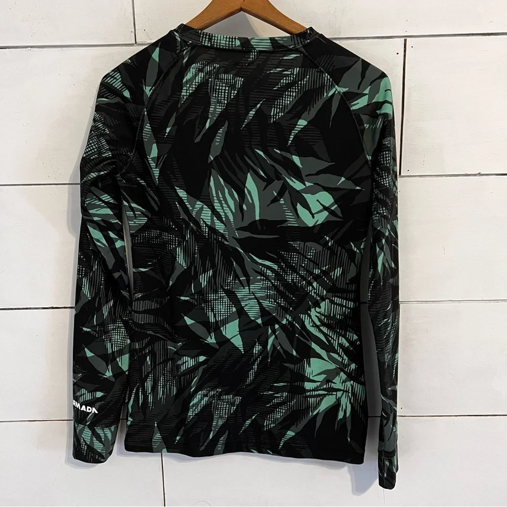 Armada Palm Long Sleeve Athletic Top. Size Small. - Picture 2 of 10